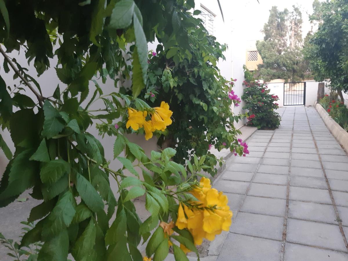 House Near The Beach Perivolia Luaran gambar